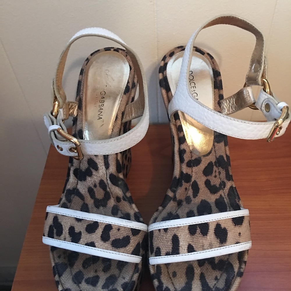 Dolce & Gabbana Wedge leopard print sandals